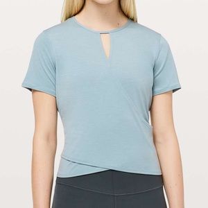 Lululemon round trip short sleeve top